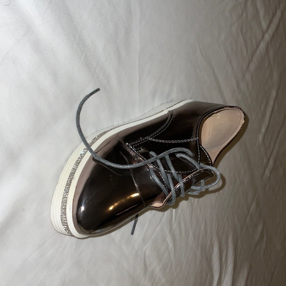 Shoes - Picture 5 of 5